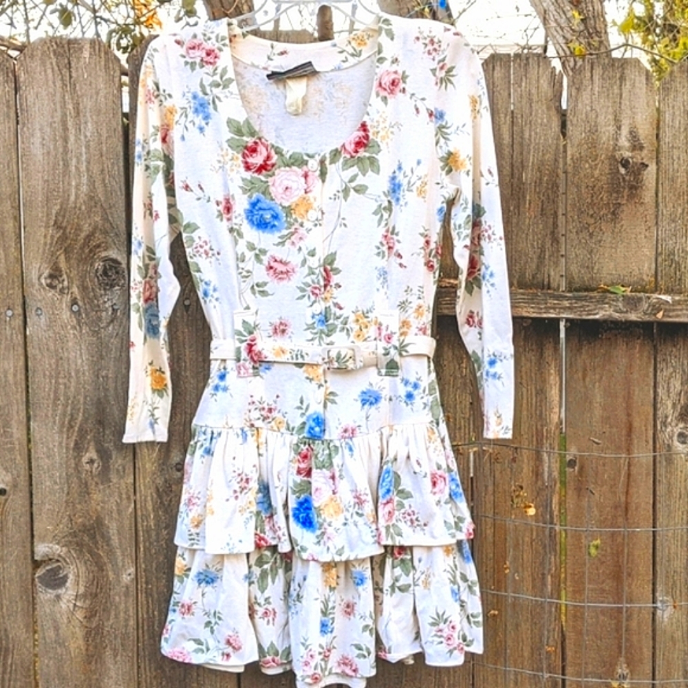 Totally tubular '80s frock